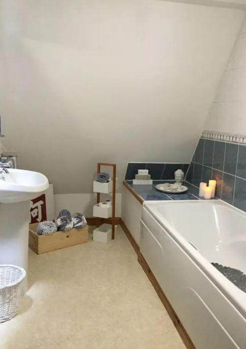 Fabulous Top Floor Apartment In Inverness Eksteriør bilde